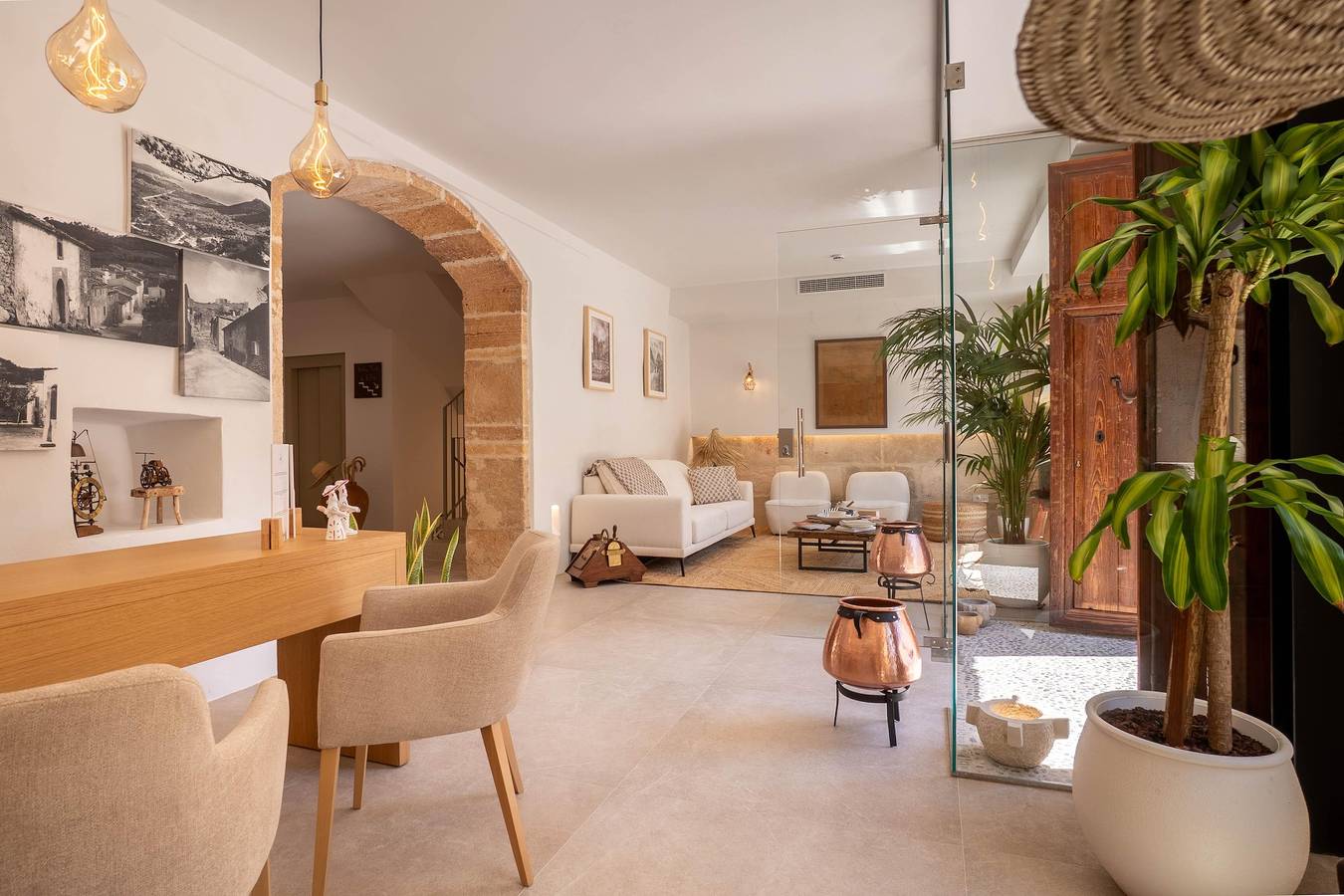 Apartamento entero, Vila Nova Suites & Spa - Doble Deluxe Con Balcón (Castillo) in Capdepera, Mallorca Este
