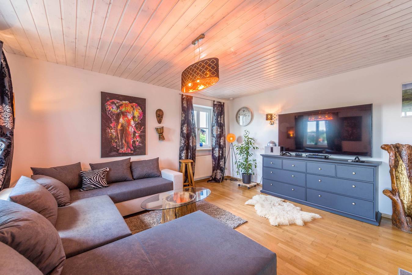 Ganze Wohnung, Ferienwohnung "Parzinger 2" am Chiemsee mit Bergblick & Terrasse in Chieming, Chiemsee