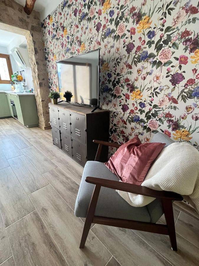 Casa rural para 8 personas, con piscina y terraza además de vistas y jardín en Tierras del Ebro - 3