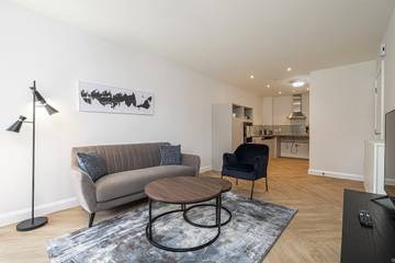 Apartment for 4 People in Chessington World of Adventures, Surrey, Photo 1