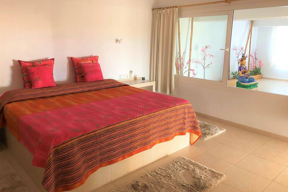 Bella Vista Fantastisk flott utsikt over Wifi / basseng in Cap Martinet, Santa Eulària des Riu