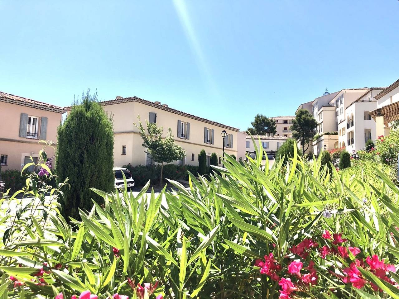 Maison de Vacances en Provence avec Piscine à Pont Royal in Mallemort, Région d'Arles