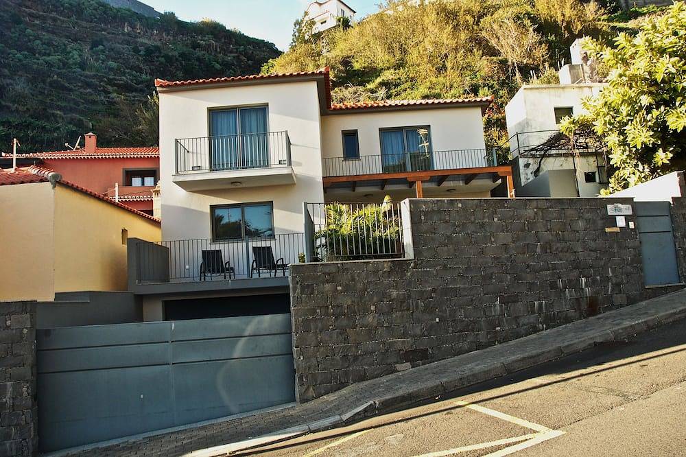 Casa vacanza a Calheta a partire da 158€ a notte