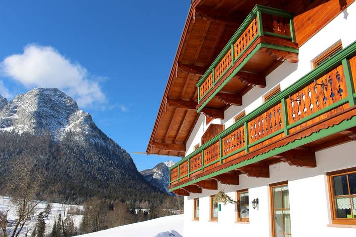 Ganze Ferienwohnung, Uhlenlehen - Ferienwohnung Almrausch für 1-4 Personen, 47 Quadratmeter, W-Lan, Tv, Balkon, separates Schlafzimmer in Ramsau bei Berchtesgaden, Berchtesgadener Alpen