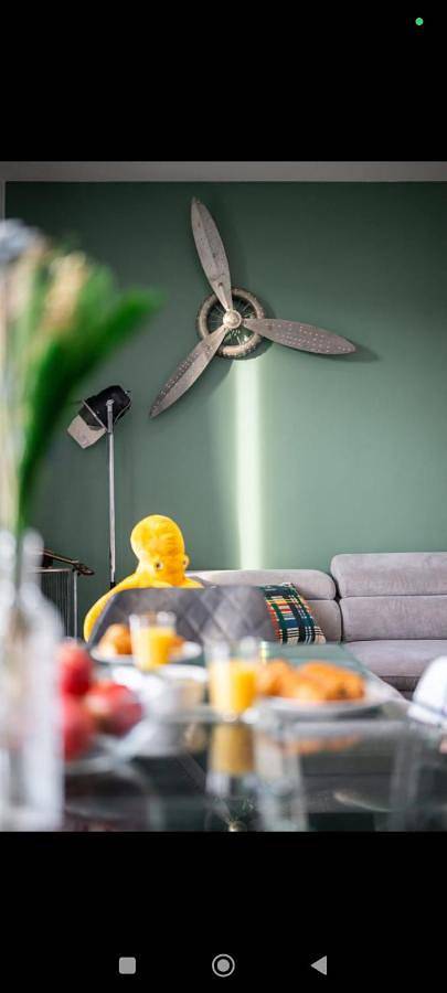 Gîte pour 4 personnes, avec jardin et terrasse dans Bowling Acropolis Nice - 3