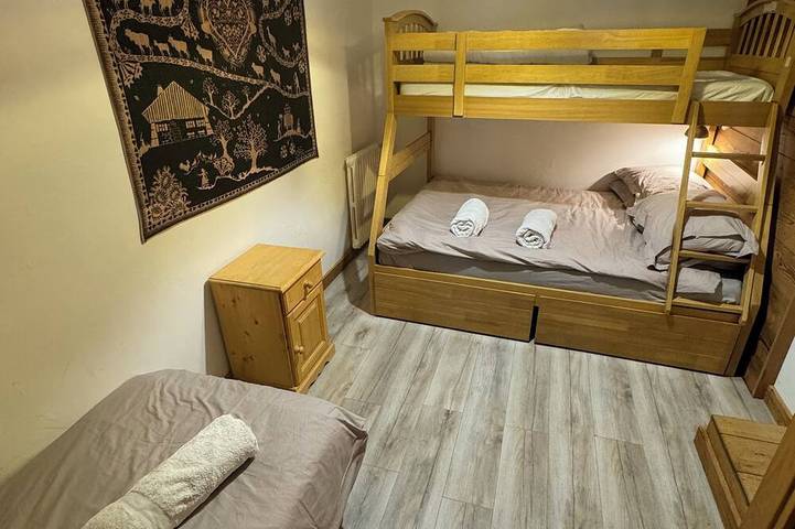 Gîte pour 10 personnes dans Office De Tourisme De Tignes Le Lac - 4