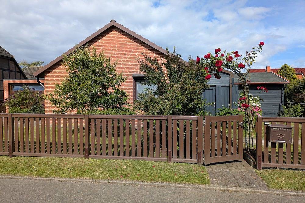Fkg Ferienhaus Höppner - Ferienhaus Scholle in Friedrichskoog-Spitze, Friedrichskoog