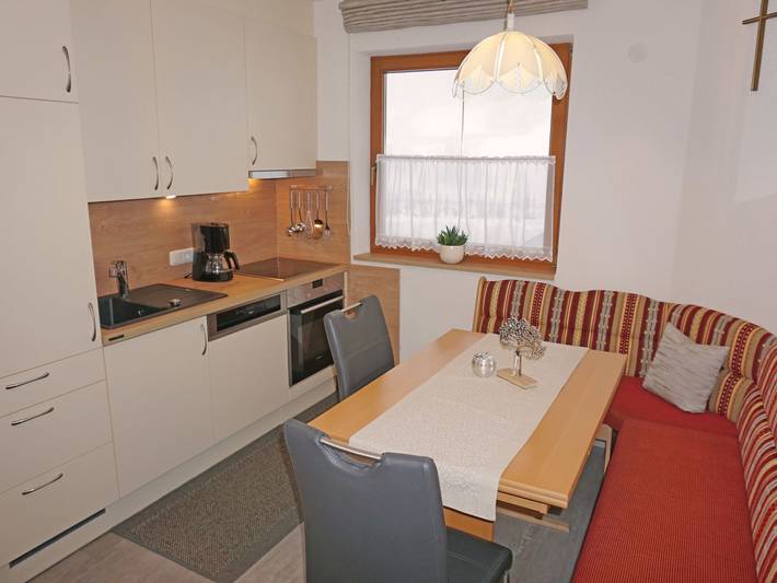 Ferienwohnung für 4 Personen, mit Terrasse in See - 2