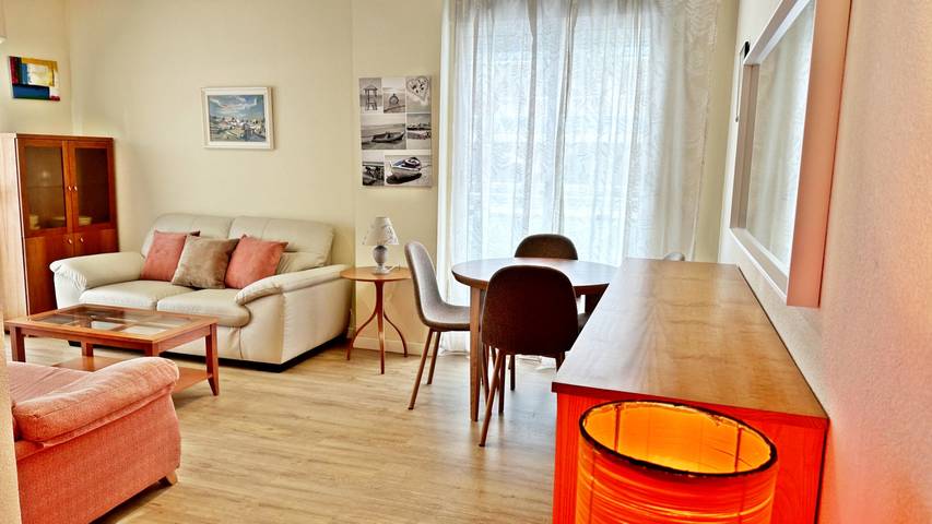 Apartamento entero, Palmeras III - Bl 2 - 1ª - 1º - A in Platja de l'Ahuir (Gandia), Playa de Gandía