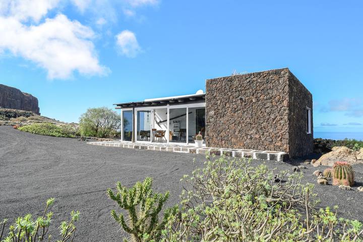 Ferienhaus "Casa Vereda del Risco" mit Meerblick, Bergblick & Garten in Haría, Parque Natural Archipiélago Chinijo