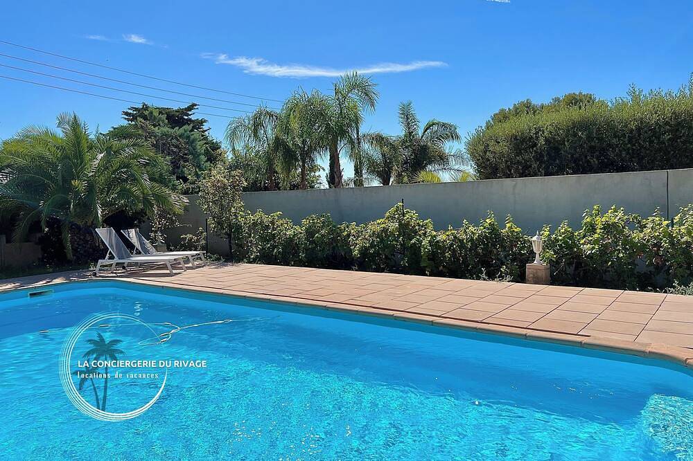 Villa Font Brun avec piscine et accès mer in Carqueiranne, Côte méditerranéenne (France)