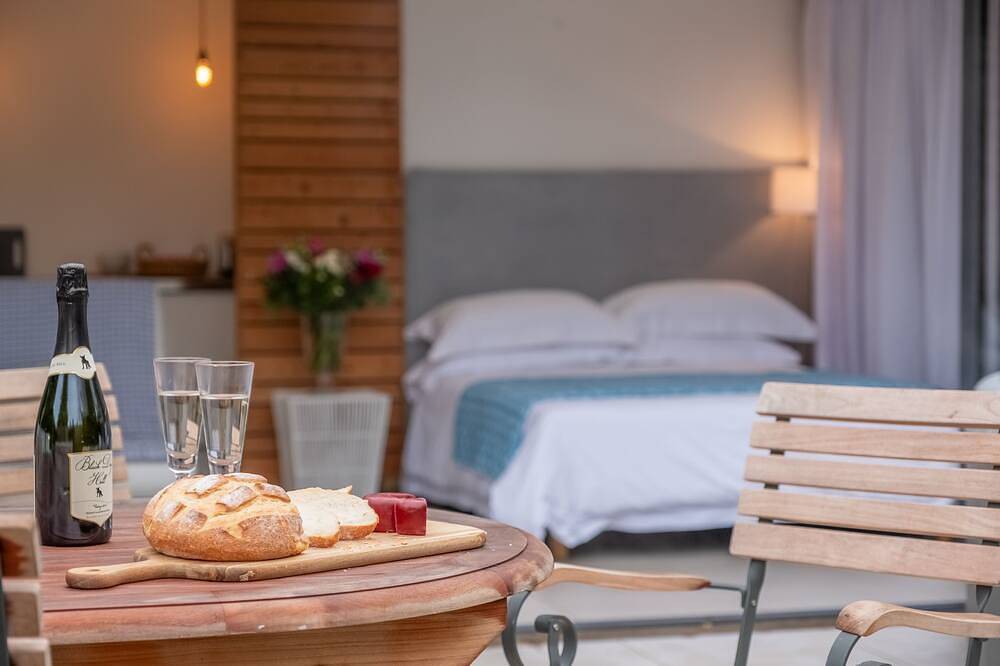 Entire apartment, The Garden Room is the perfect romantic retreat for couples seeking an escape in Westmeston, East Sussex