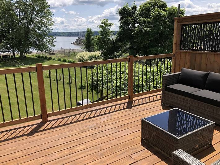 Gîte pour 6 personnes, avec jardin et piscine dans Saint-Laurent-de-l'Île-d'Orléans - 2