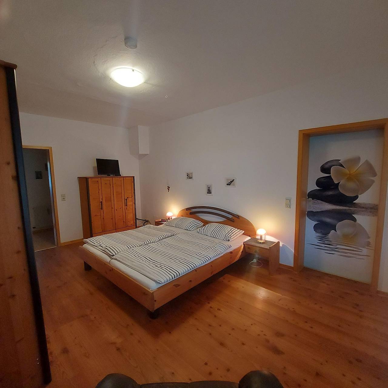 Ganze Ferienwohnung, Ferienwohnung mit 2 Schlafzimmern in Spay (Rhein-Mosel), Landkreis Mayen-Koblenz