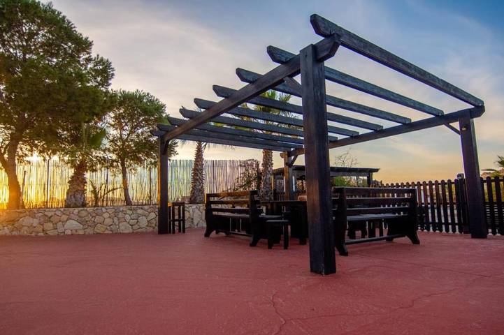 Casa rural para 20 personas, con piscina y vistas además de jardín y terraza, Se admiten mascotas en Cabo de Gata - 3