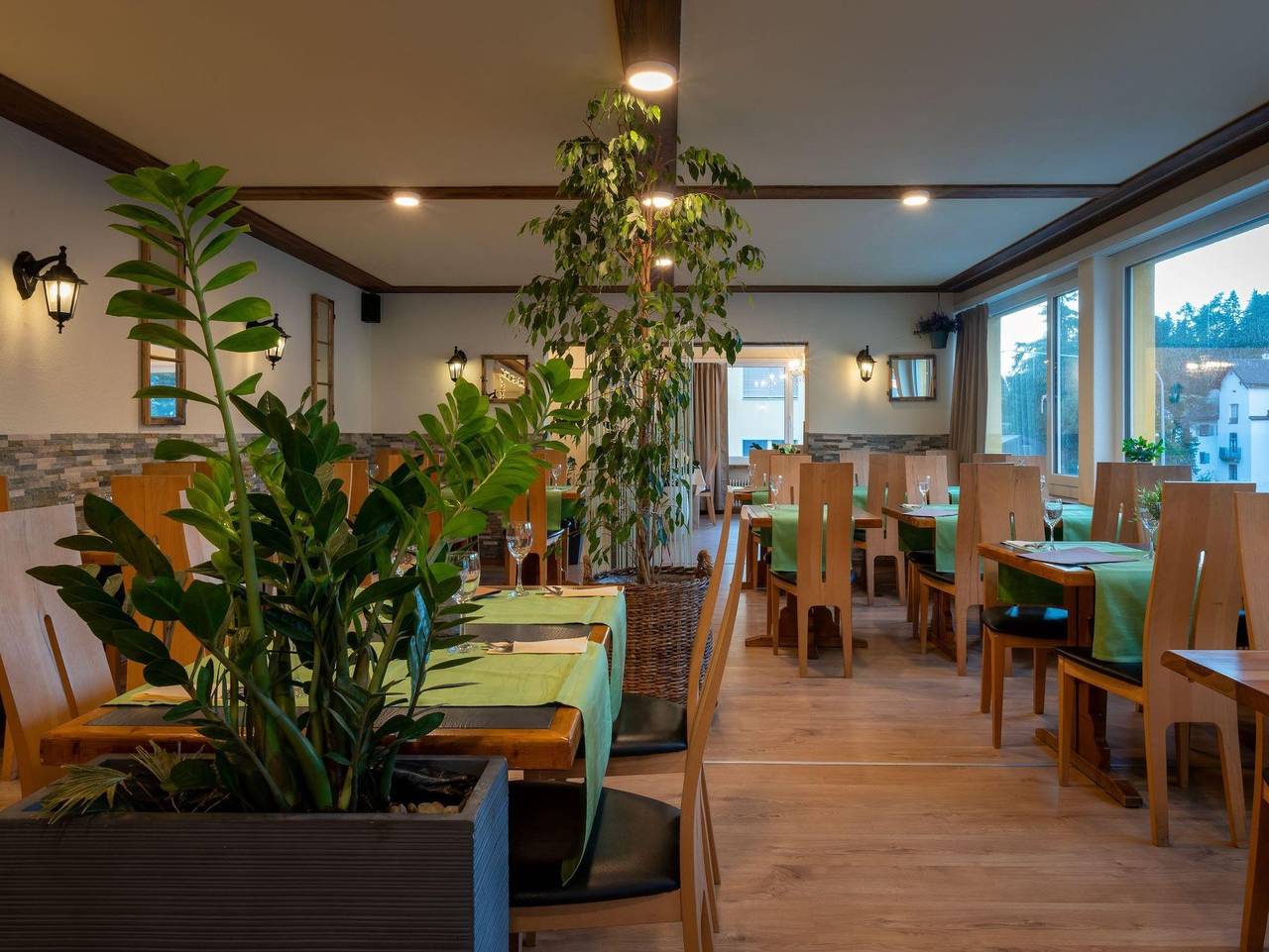 Grischalodge Parpan - Hostel Vierbettzimmer in Churwalden, Plessur Alpen