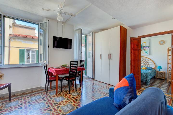 Appartement entier, Appartement 'Marina Fra Mare E Relax' avec balcon et climatisation in Marina di Campo, Campo nell'Elba