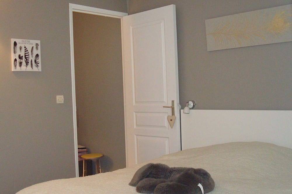 Country cottage fully furnished, in private property, quiet. in Draguignan, Draguignan regionen