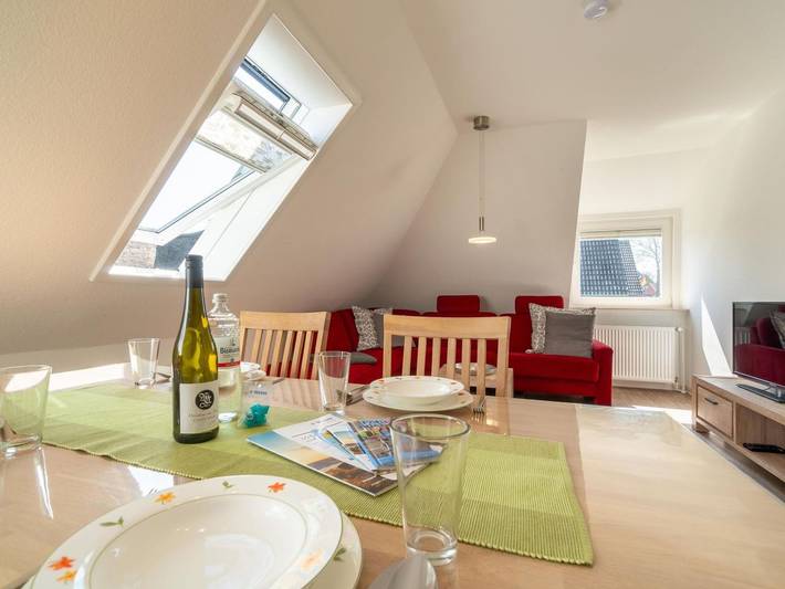 Ganze Ferienwohnung, Haus Eva Wohnung 2 - "Erholsame Ferienwohnung in Wyk auf Föhr – Ihr Traumurlaub wartet!" in Wyk auf Föhr (Stadt), Wyk auf Föhr