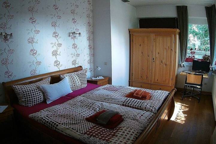Ferienhaus für 6 Personen, mit Terrasse und Sauna in Kamp-Bornhofen - 2