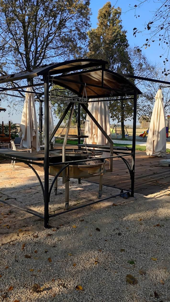 Ganze Wohnung, Apartment „Agriturismo Carne Sicura“ mit privatem Garten, Wlan und Klimaanlage in Bagnolo San Vito, Mantua Provinz