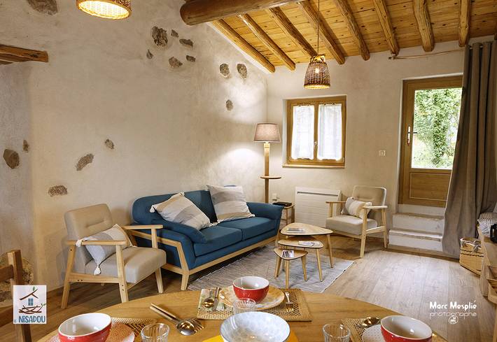 Gîte pour 4 personnes, avec terrasse et jardin dans l' Ariège