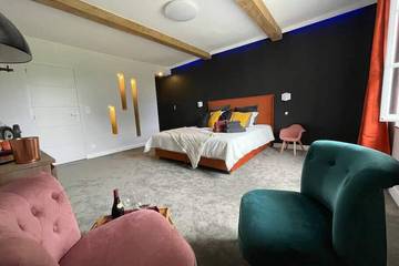 Gîte pour 2 personnes, avec jardin à Vendresse