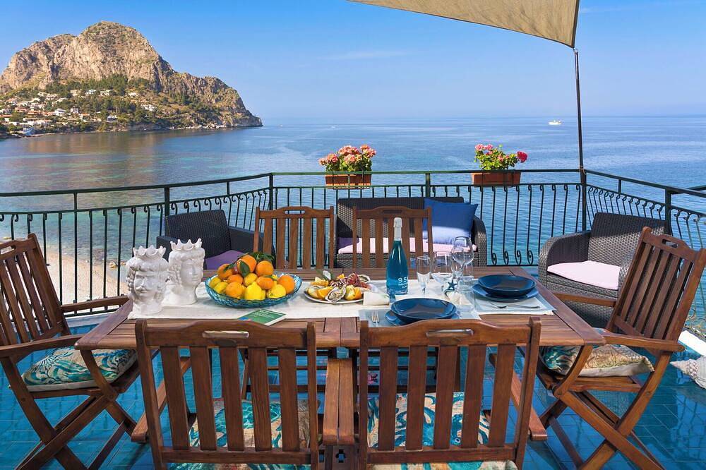 Appartamento vacanze a Santa Flavia a partire da 263€ a notte