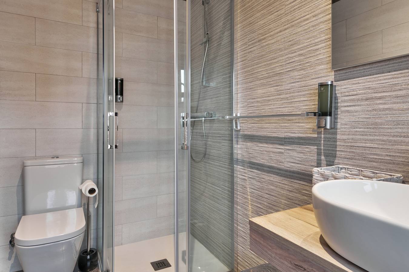 Habitación 'Habitacion 4' con piscina compartida, terraza compartida y Wi-Fi in Ferreras de Abajo, Provincia de Zamora