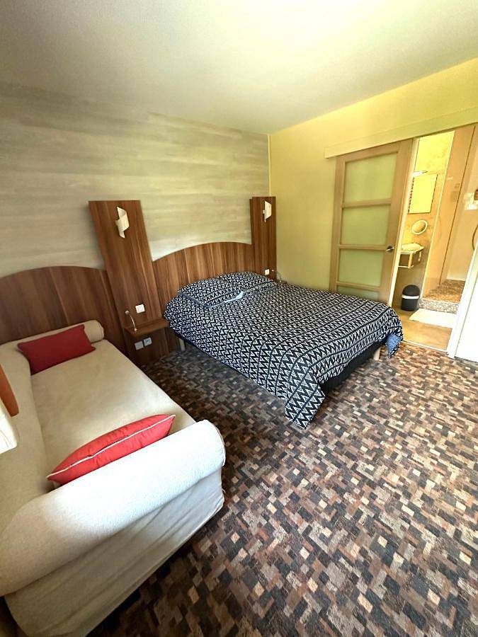 Hôtel pour 2 personnes, avec terrasse et jardin à Tremblay - 3