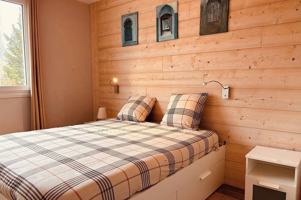 House 8 pers with garden - Near Geneva (15 min) - Ideal for families & professionals in Vétraz-Monthoux, Saint-Julien-en-Genevois region