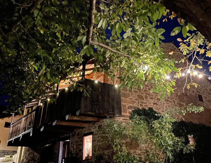 Casa rural para 2 personas, con vistas y jardín en El Bierzo