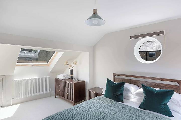 Stylish 4Br Victorian Home Parking with Ev Charger in Arbury Ward, Cambridge
