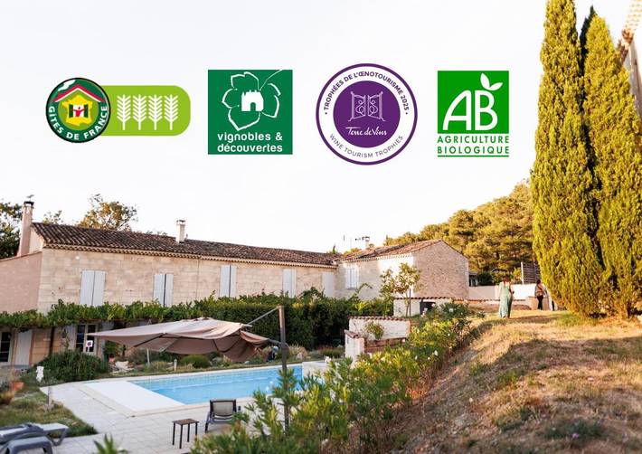 Location de vacances pour 2 personnes, avec jardin ainsi que piscine et vue à Armissan - 2