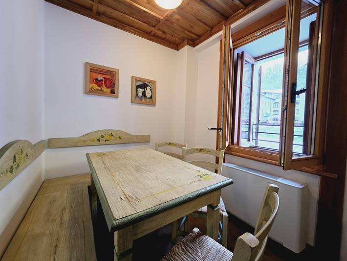 Appartamento intero, In edificio storico, con aria condizionata in Ceresole Reale, Canavese