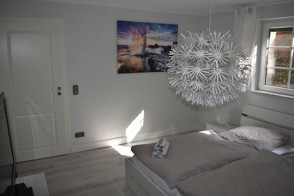 Entire apartment, Calm 82 square meters apartment, including a sauna, floor heating and a terrace in Stolberg, Naturpark Hohes Venn-Eifel