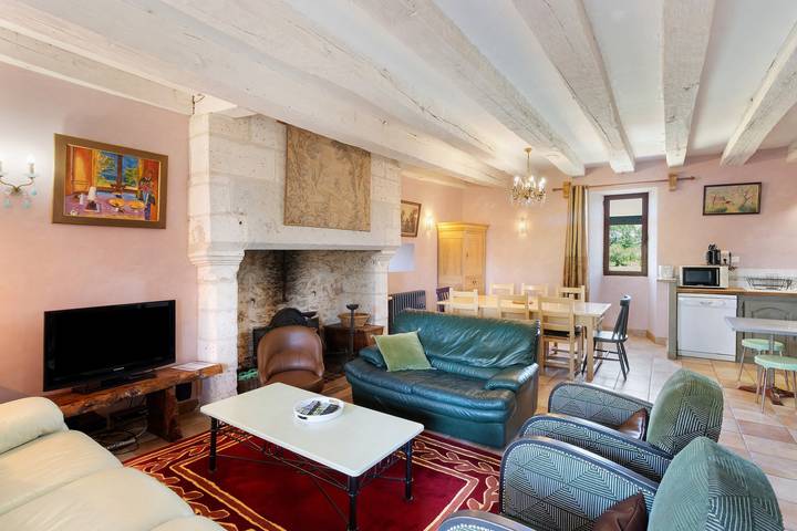 Les Abeilles – Holiday Home with Private Pool in the Heart of Périgord Vert in La Chapelle-Faucher, Périgord Vert