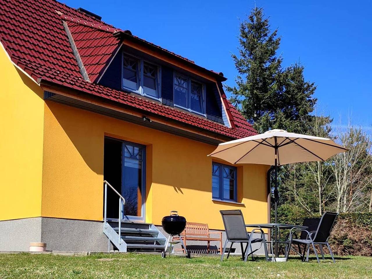 Ganze Ferienwohnung, Haus Waldesruh - Ferienwohnung Lisa in Barth, Vorpommern-Rügen