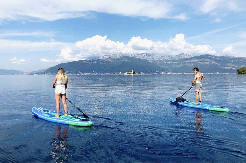 Ganze Wohnung, Neue Liste Seeufer, Strandlage, Vermietung von Wasserfahrzeugen, privater Steg, Skiverleih in Truckee, Donner Lake