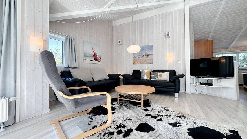 Ferienhaus für 6 Personen, mit Sauna und Garten sowie Terrasse und Whirlpool in der Lübecker Bucht - 3