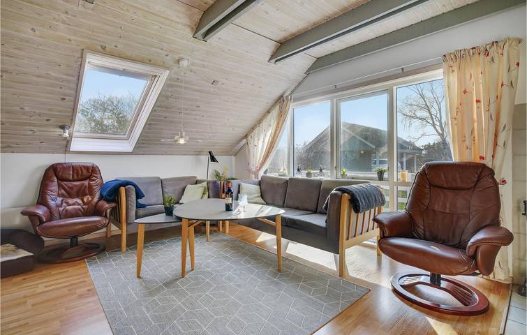 Ferienhaus für 6 Personen, mit Terrasse und Whirlpool sowie Garten und Sauna, mit Haustier auf Seeland - 4