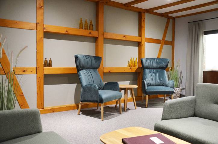 Hotel garni zur Linde - Einzelzimmer mit Wc und Dusche in Lauf, Ferienregion Sasbachwalden Region