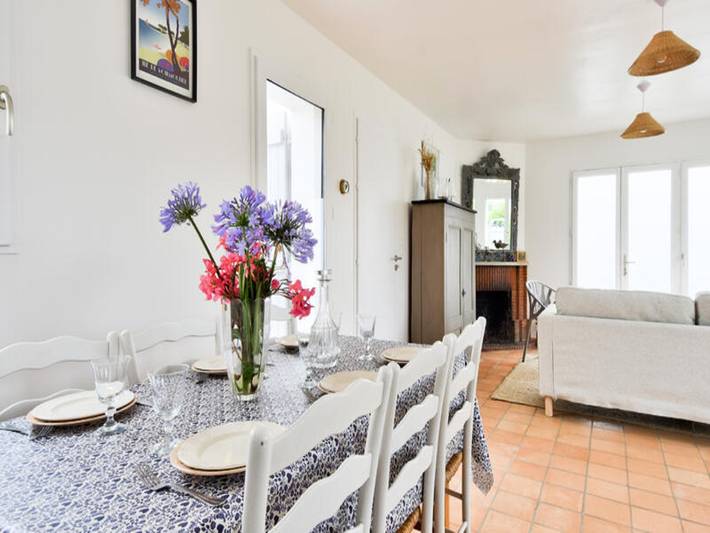 Gîte pour 7 personnes, avec jardin, adapté aux familles dans Plage De La Bosse L Epine - 3