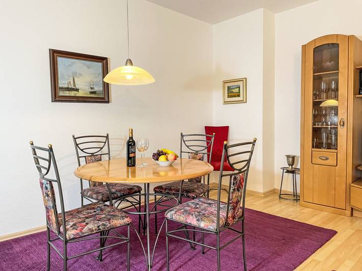Ferienwohnung für 5 Personen, mit Balkon und Garten in Glowe - 2