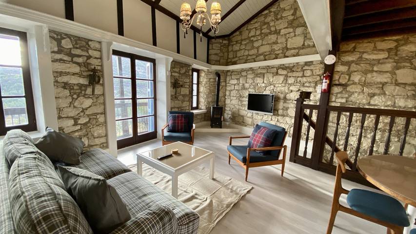 Villa for 4 personer, med Balkon og Have i Cypern