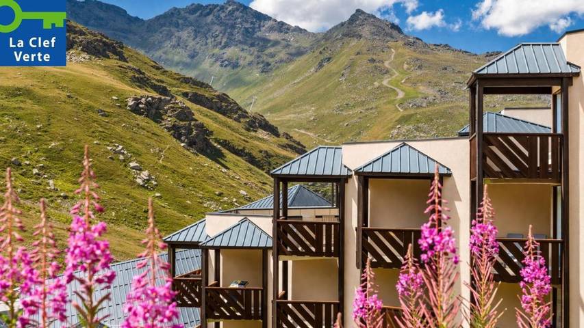 Appart’hôtel pour 8 personnes, avec terrasse ainsi que sauna et jacuzzi, adapté aux familles