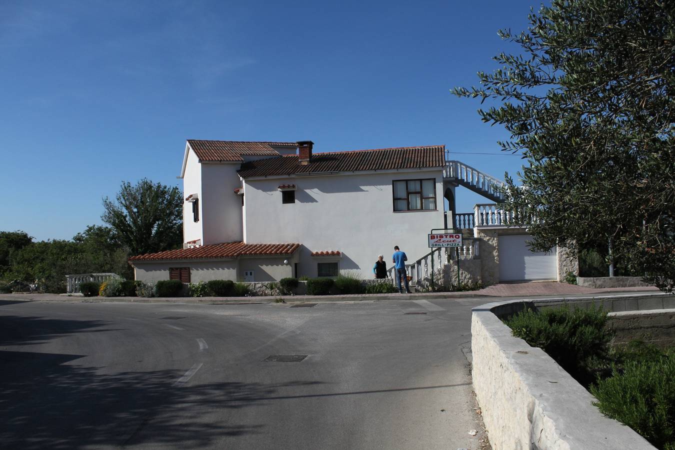 Ganze Wohnung, Komfortable Ferienwohnung mit Terrasse und Meerblick Povljana, Pag A-6299-a in Povljana, Pag