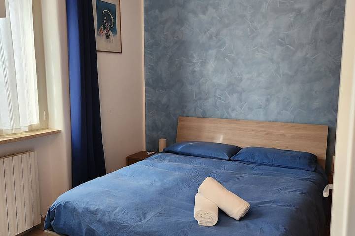 Appartamento intero, Seaside B&B - App. luminoso e ventilato con ampio giardino a 100 m dal mare. in Anzio, Provincia di Roma