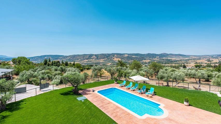 Casa rural para 10 personas, con Balcón/Terraza y Piscina en Ronda - 4