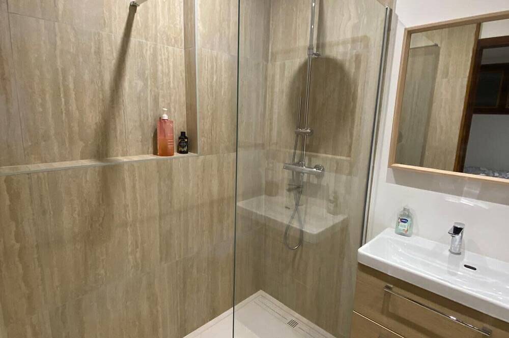 Ganze Wohnung, T2 cosy avec cheminée et terrasse - 5 min Valberg in Beuil, Nizza und Umgebung
